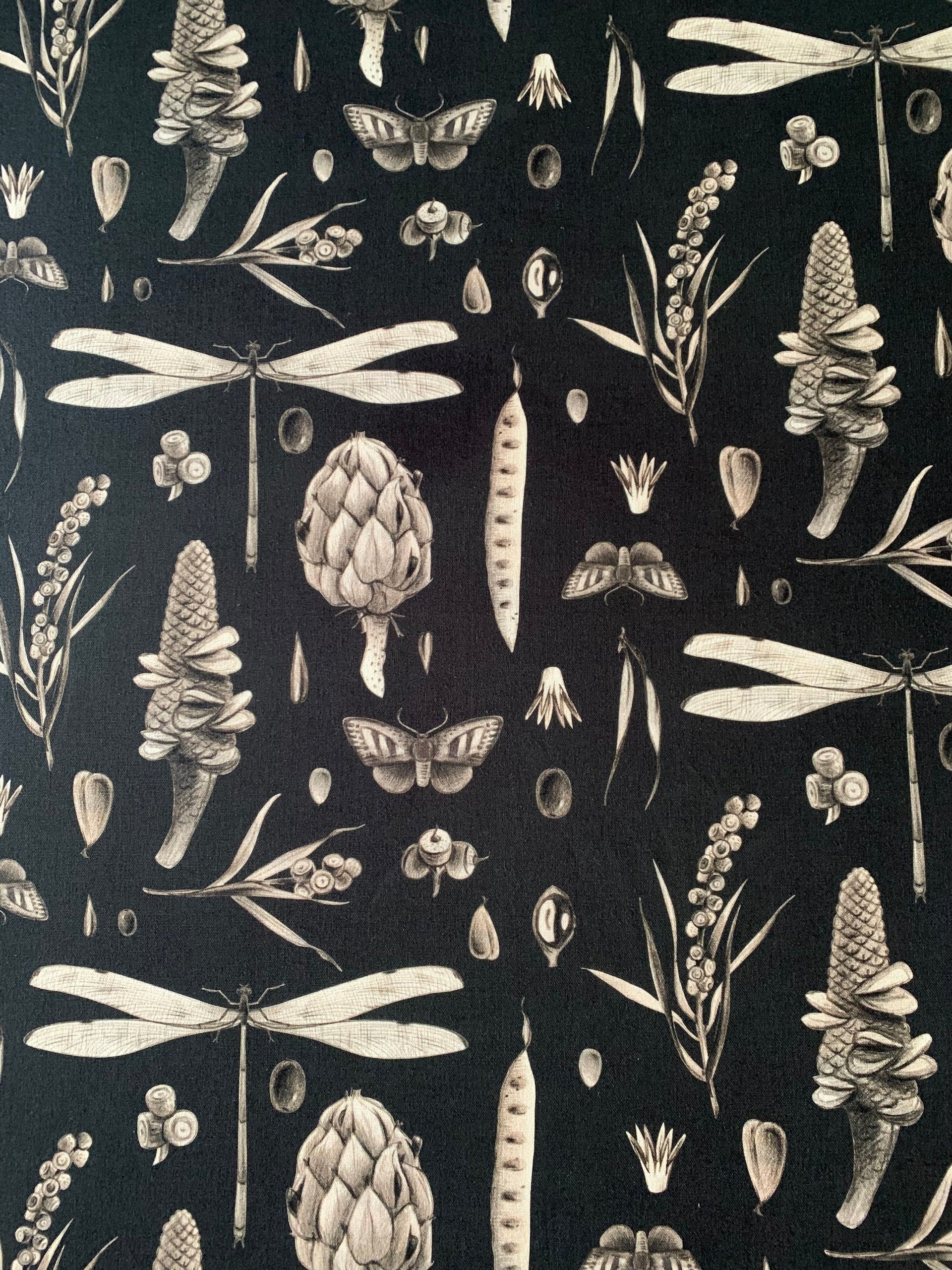 Ladies' Apron With Crossed Straps - Seeds Carbon